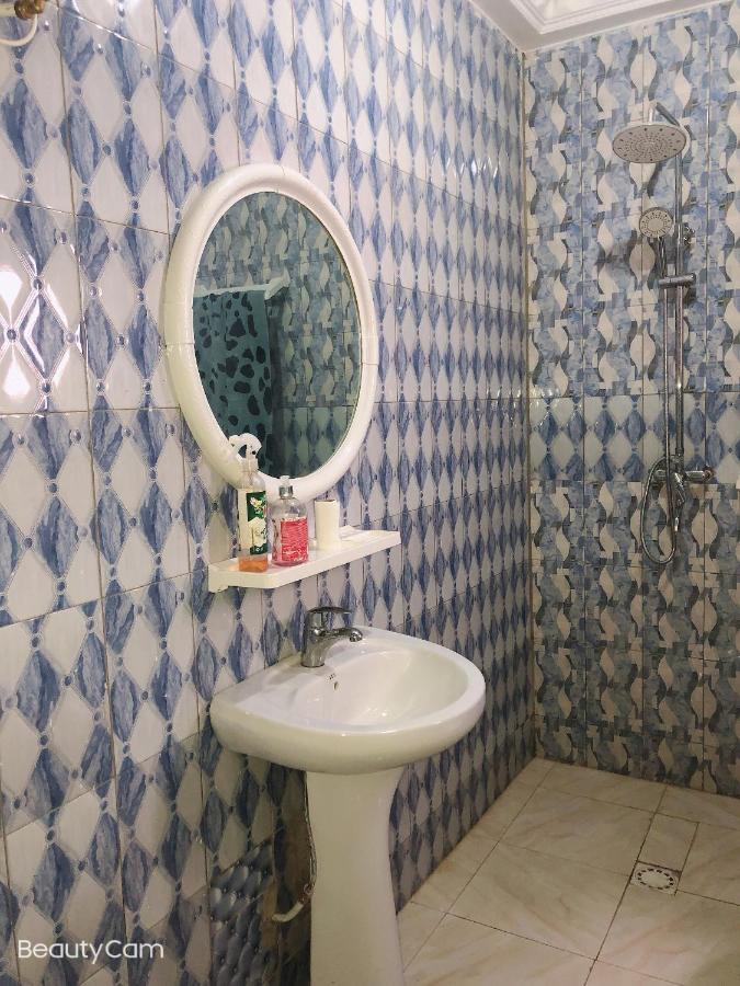 Awamuulamin Manneh Guest House Abuko Экстерьер фото