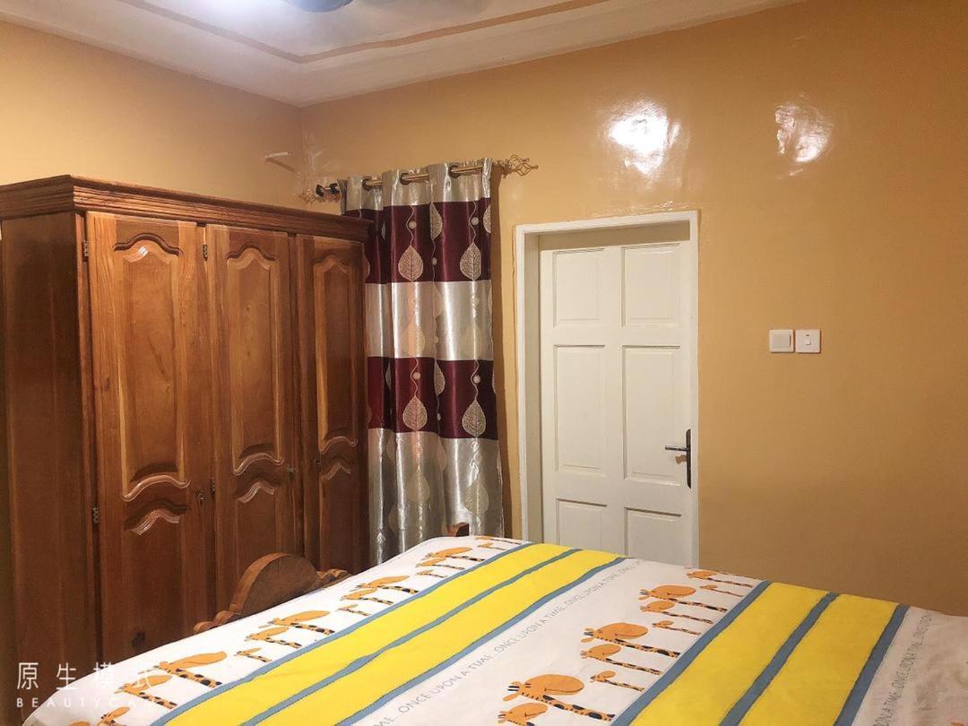 Awamuulamin Manneh Guest House Abuko Экстерьер фото