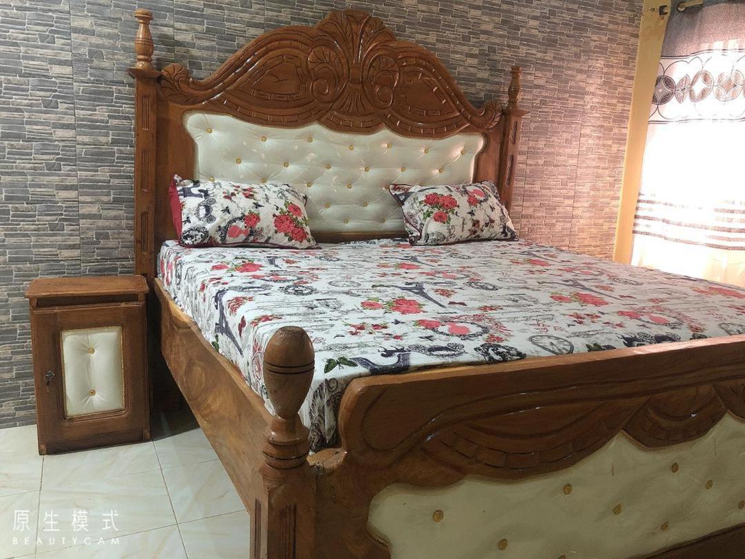 Awamuulamin Manneh Guest House Abuko Экстерьер фото