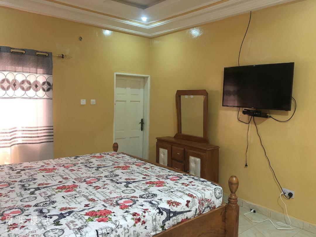 Awamuulamin Manneh Guest House Abuko Экстерьер фото